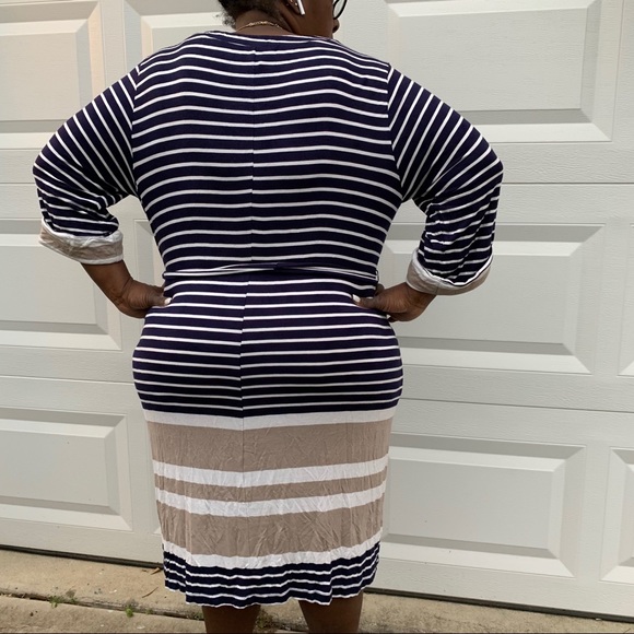 Stripped dress - Picture 5 of 10